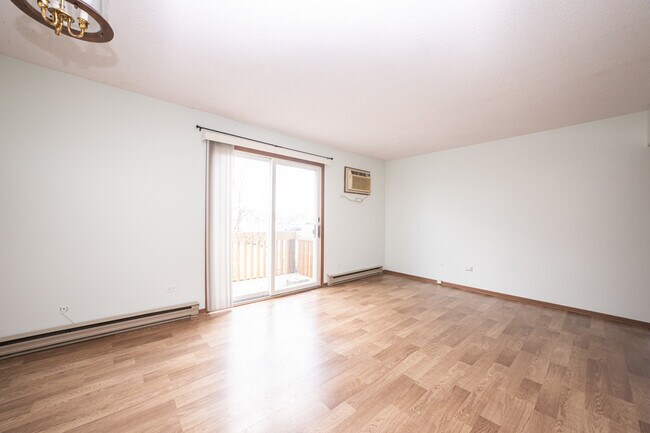 Foto del edificio - 218 Madison St