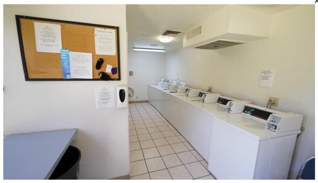 Interior Photo - BRANDYWOOD PARK!!!   FREE UTILITIES!!   GR...