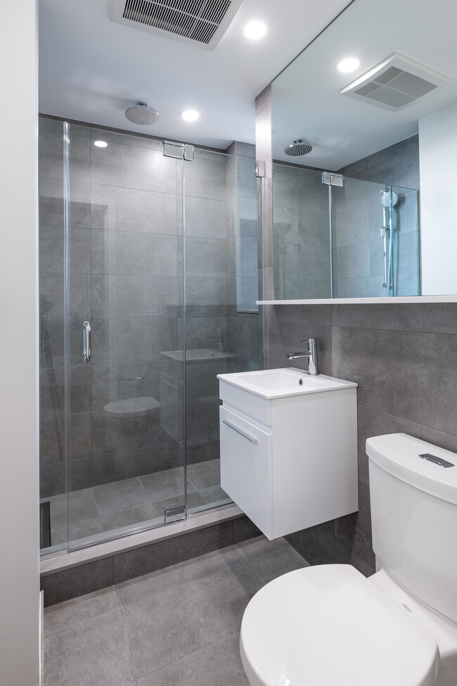 Photo - 17 A Forest St Apartment