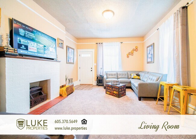 Building Photo - Updated rental home near downtown Sioux Falls