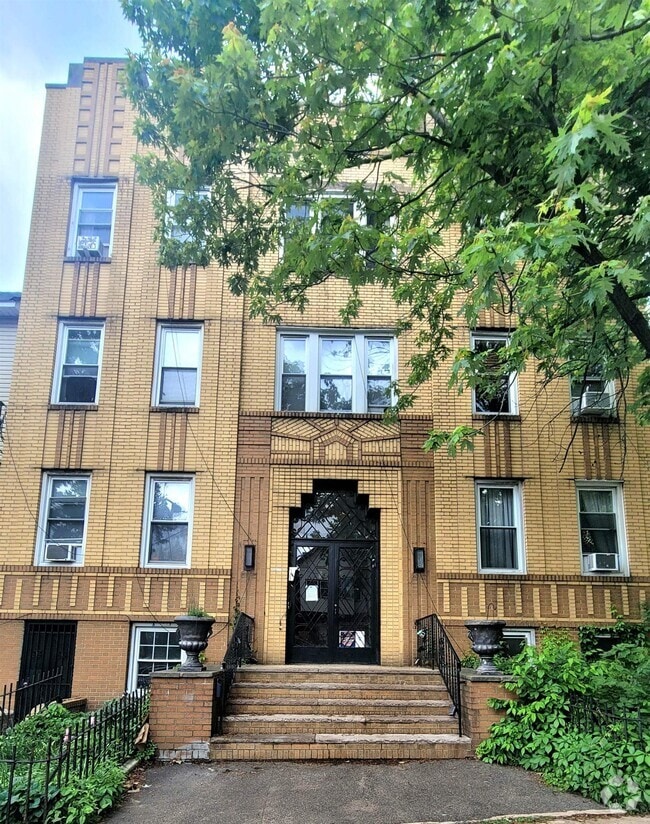 Building Photo - 292 Harrison Ave