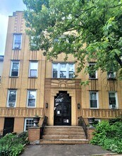 Building Photo - 292 Harrison Ave