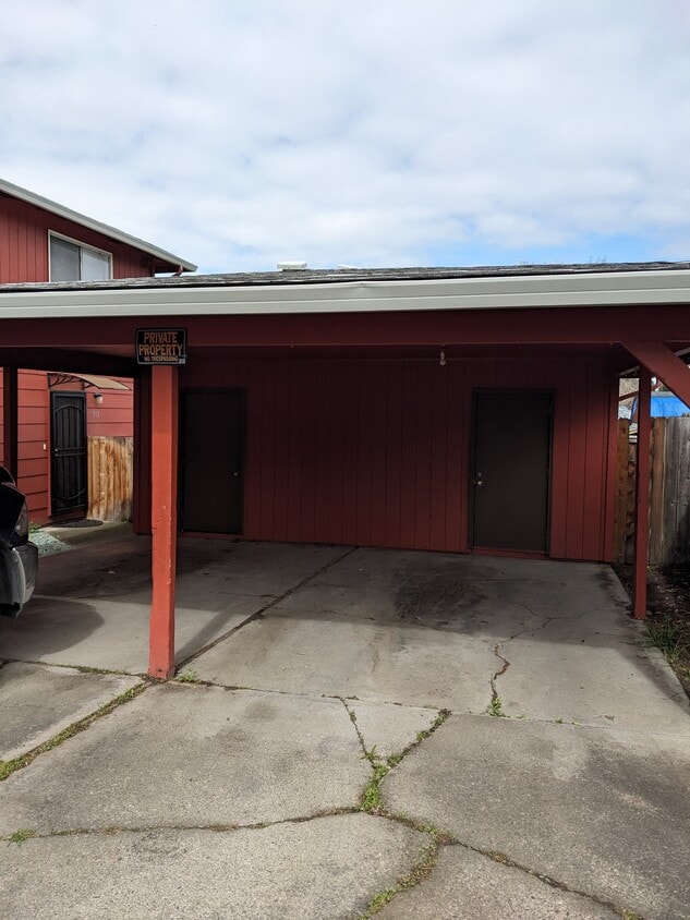 Primary Photo - 515 C St