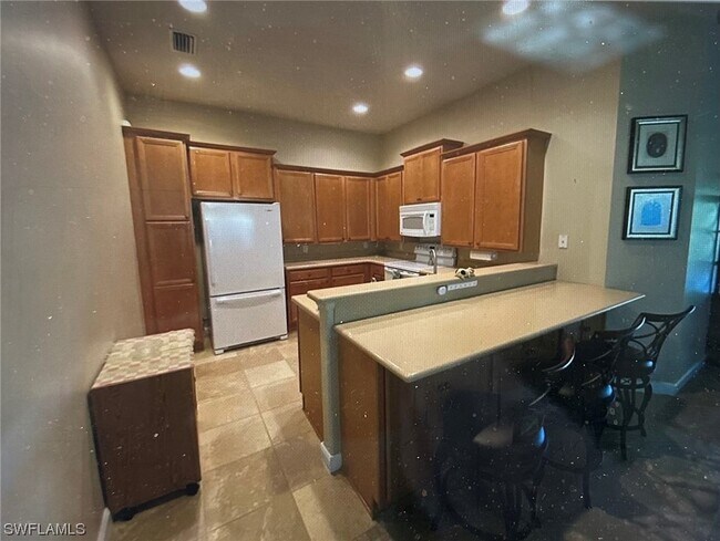 Building Photo - 8623 Erice Ct