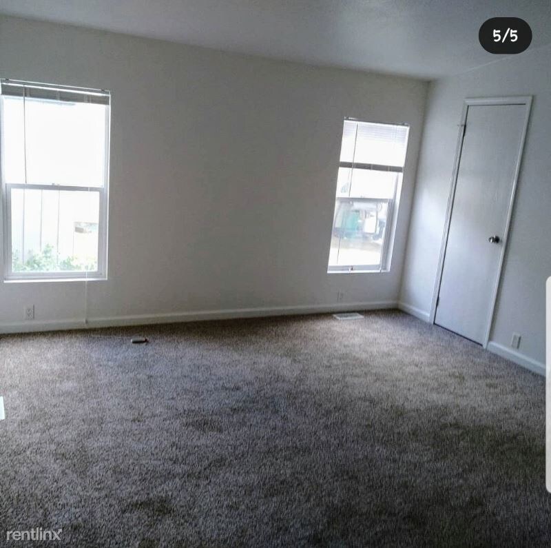 Building Photo - 14578 Bass Dr