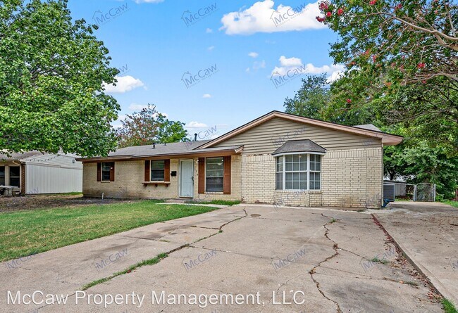 Building Photo - 4 br, 2.5 bath House - 354 Baron Place