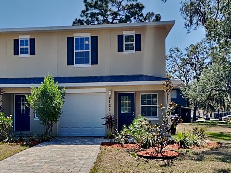 Foto principal - 12235 Fox Hound Ln