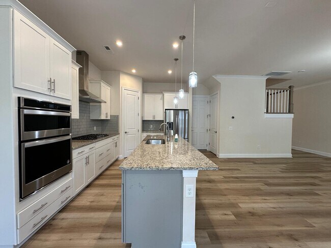 Foto del edificio - 116 Heathbrook Ln