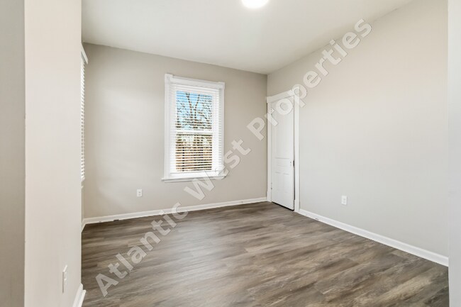 Foto del edificio - 1512 Blair Ave