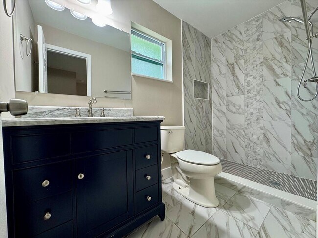 Foto del edificio - 1871 NW 31st Ave