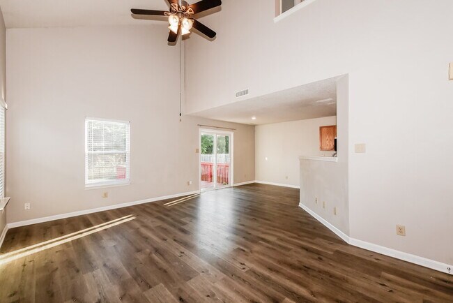 Foto del edificio - 10711 Glenayr Dr