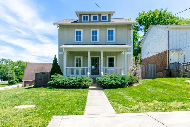 Building Photo - 1227 Katie Ave