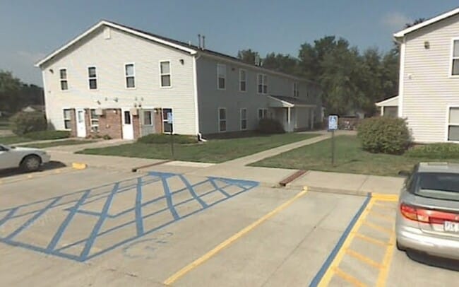 Building Photo - 14020 Lancashire St