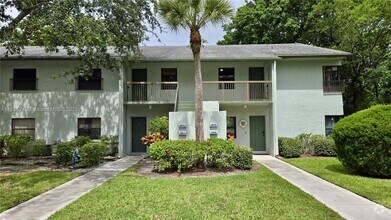 Building Photo - 3864 Carambola Cir N