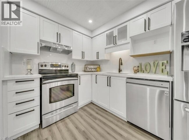 Building Photo - 239 Red Clover Ct