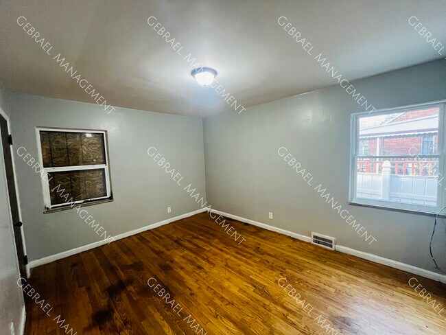 Building Photo - 5853 Norcross St