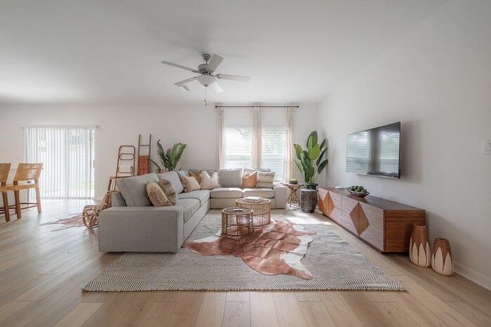 Foto principal - 2405 E 19th Ave