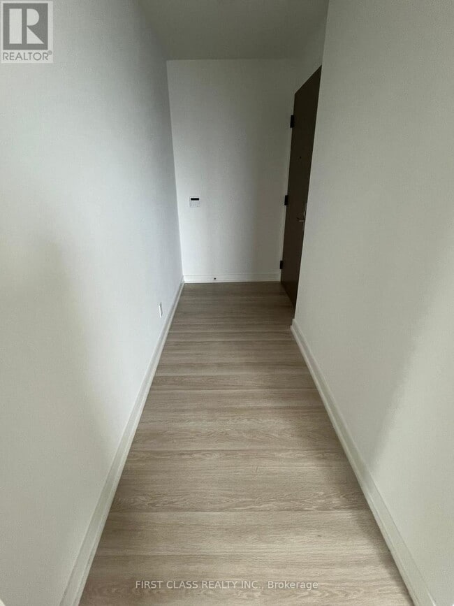 Building Photo - 30 Tretti Wy