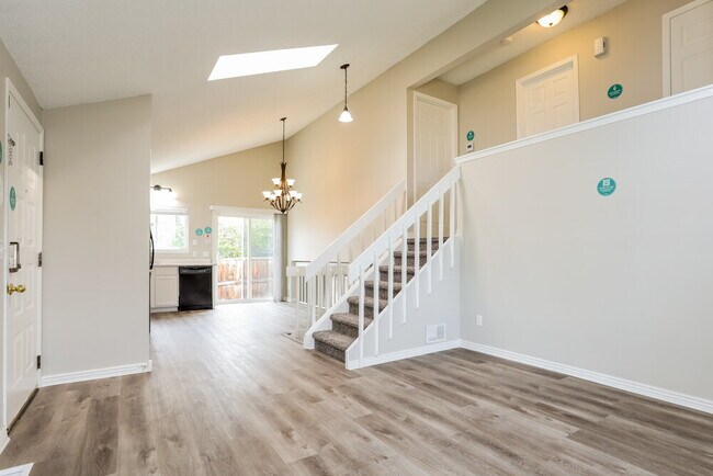 Foto del edificio - 715 Stowe St