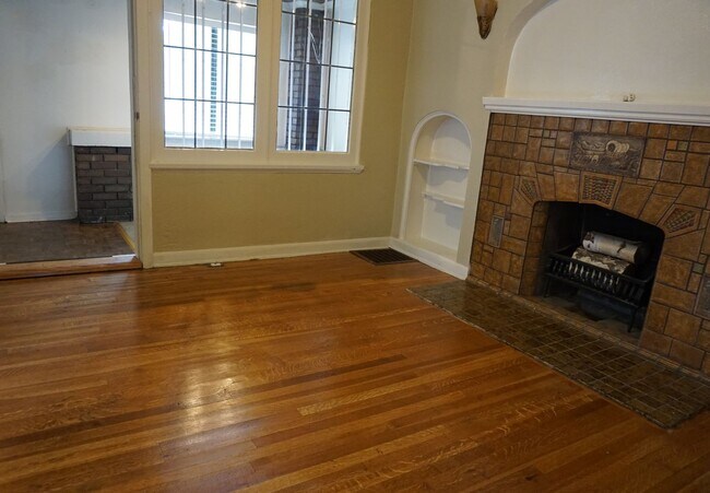 Foto del edificio - Bungalow/Office 2 Bedroom 2 Bath