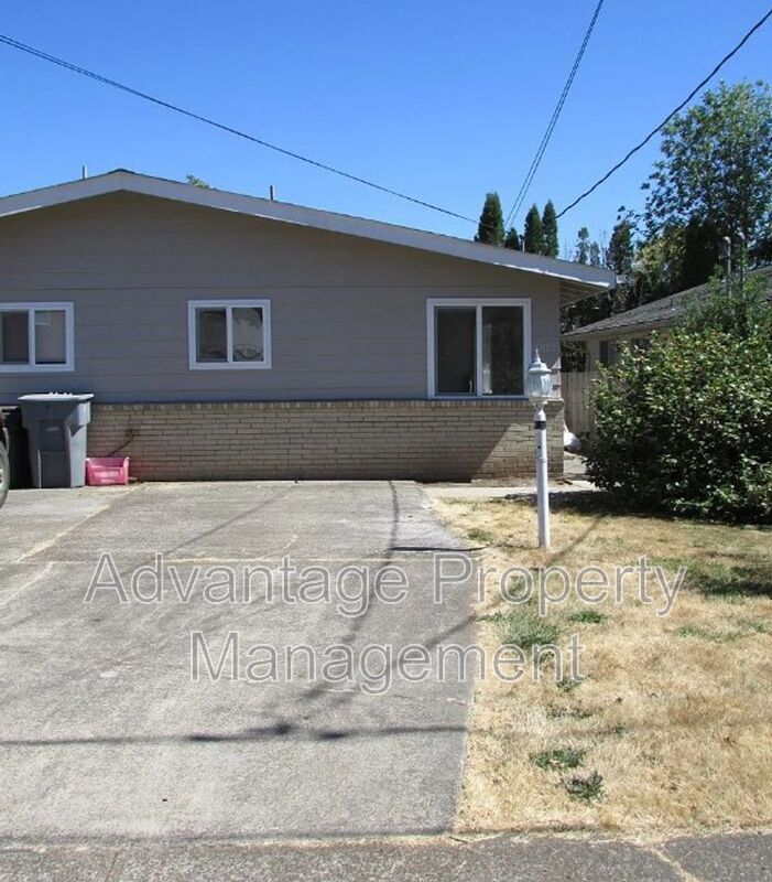 Primary Photo - 1017 NW 26th St
