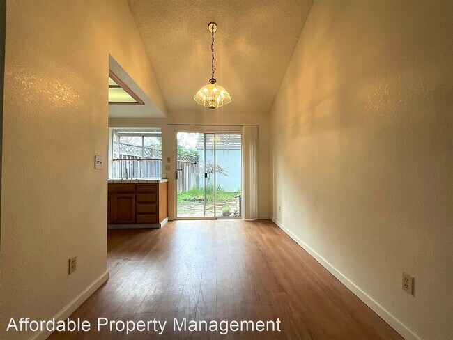 Building Photo - 2 br, 2 bath House - 34199 Della Terrace