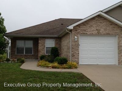 Foto principal - 2 br, 2 bath House - 110 MCINTOSH DRIVE