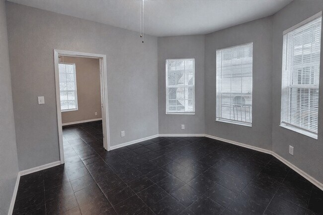 Foto del edificio - 511 W Cleveland St