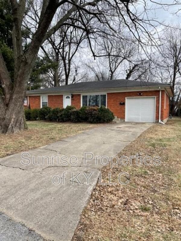 Foto principal - 3203 Hampstead Ct