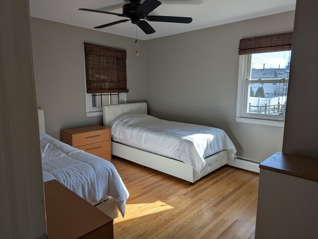 Foto del edificio - 89 Hedgerow Dr