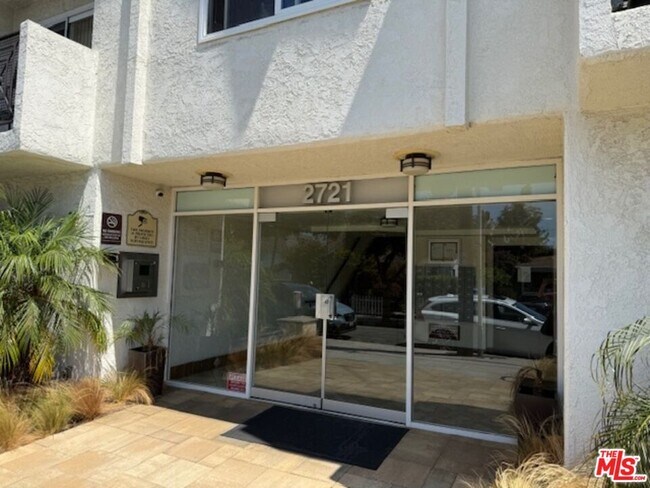 Foto del edificio - 2721 2nd St