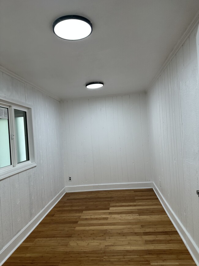 Building Photo - 2212 Gramercy Ave