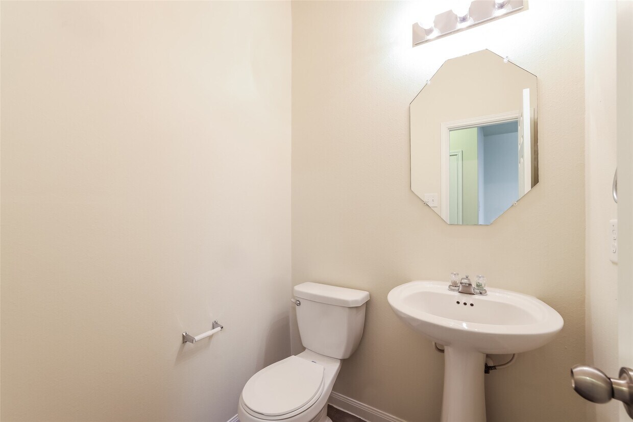 Foto principal - 12242 Maura Lane