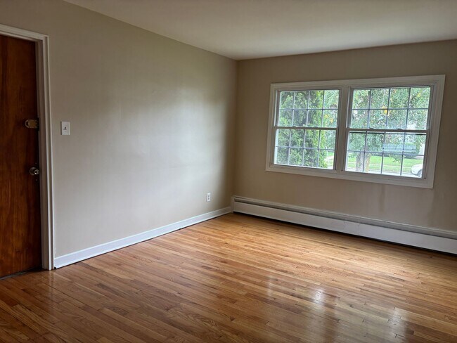 Foto del edificio - 580 Amherst St