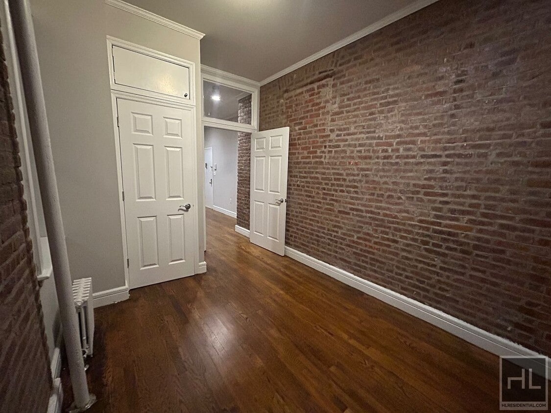 Building Photo - East 18th Street