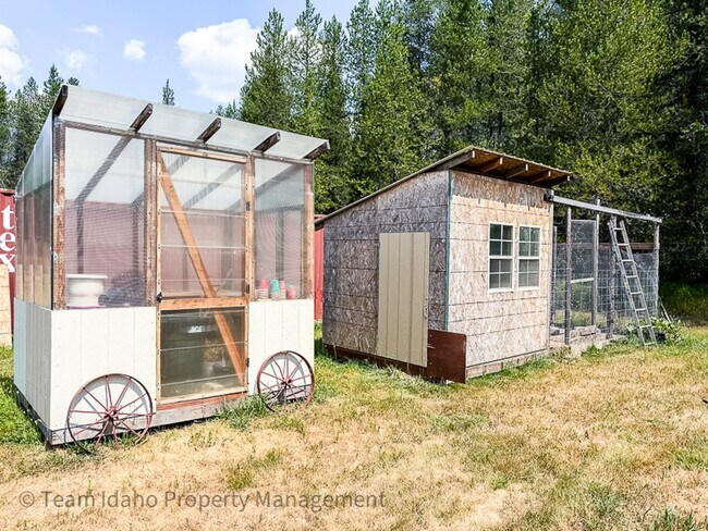 Foto del edificio - 317 E Elkhorn Meadows Rd