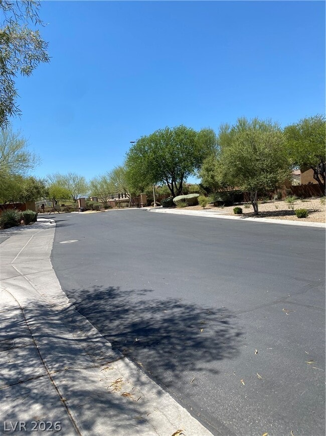 Foto del edificio - 7469 Calzado Dr