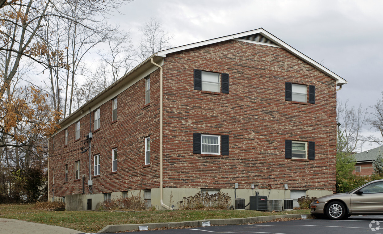 Building Photo - 5019-5021 Cooper Rd