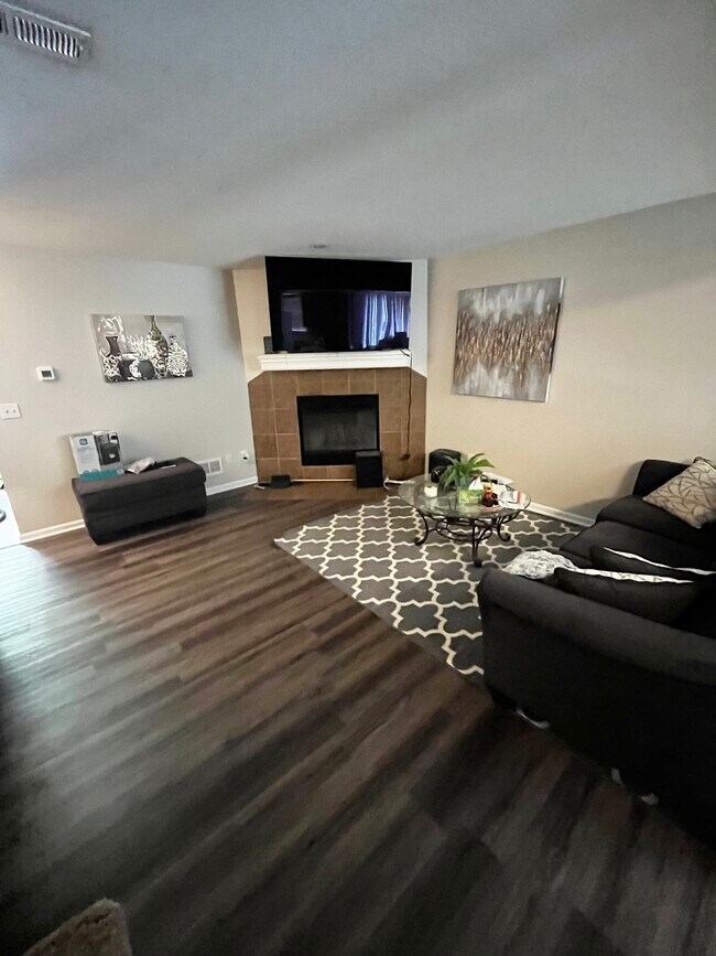 Foto del edificio - 1821 NE Knollbrook St