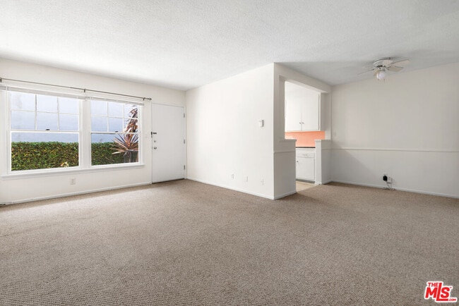 Building Photo - 1235 10th St