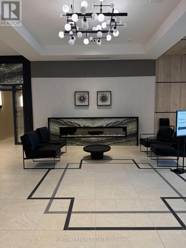 Building Photo - 15 Watergarden Dr