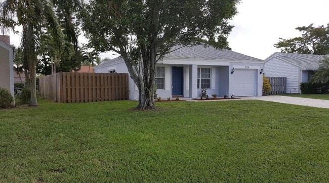 Building Photo - 5754 Pebble Brook Ln