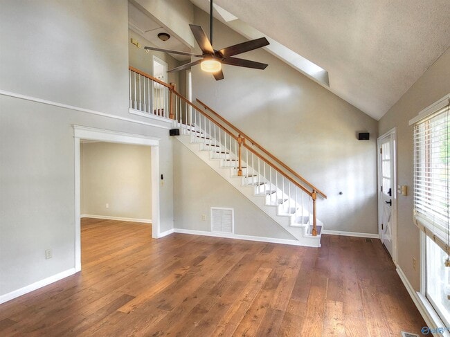 Foto del edificio - 1815 Shellbrook Dr NW