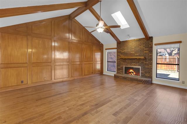 Foto del edificio - 6300 Aires Dr