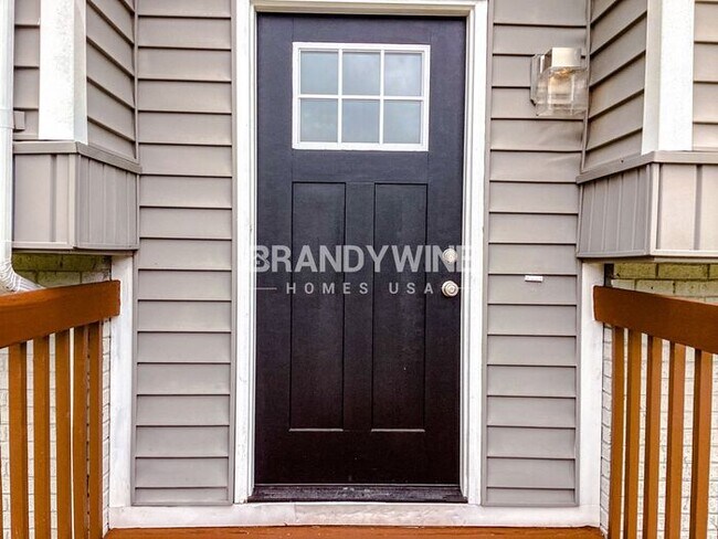 Building Photo - MOVE IN BY JUNE 30TH AND RECEIVE $500 OFF ...