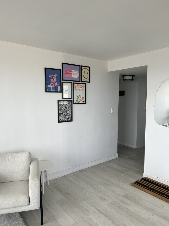 Foto del edificio - 3950 N Lake Shore Dr