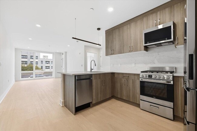 Foto del edificio - 303 Madison St