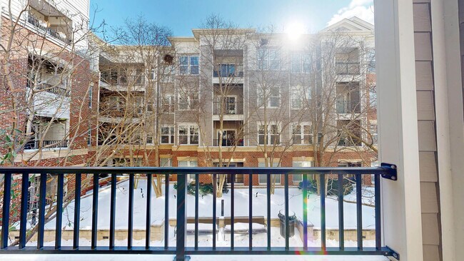 Interior Photo - The Courts at Huntington Station
