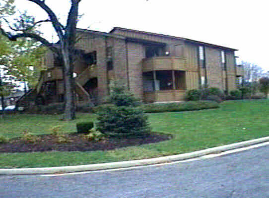 Building Photo - 102 Hartford Ct