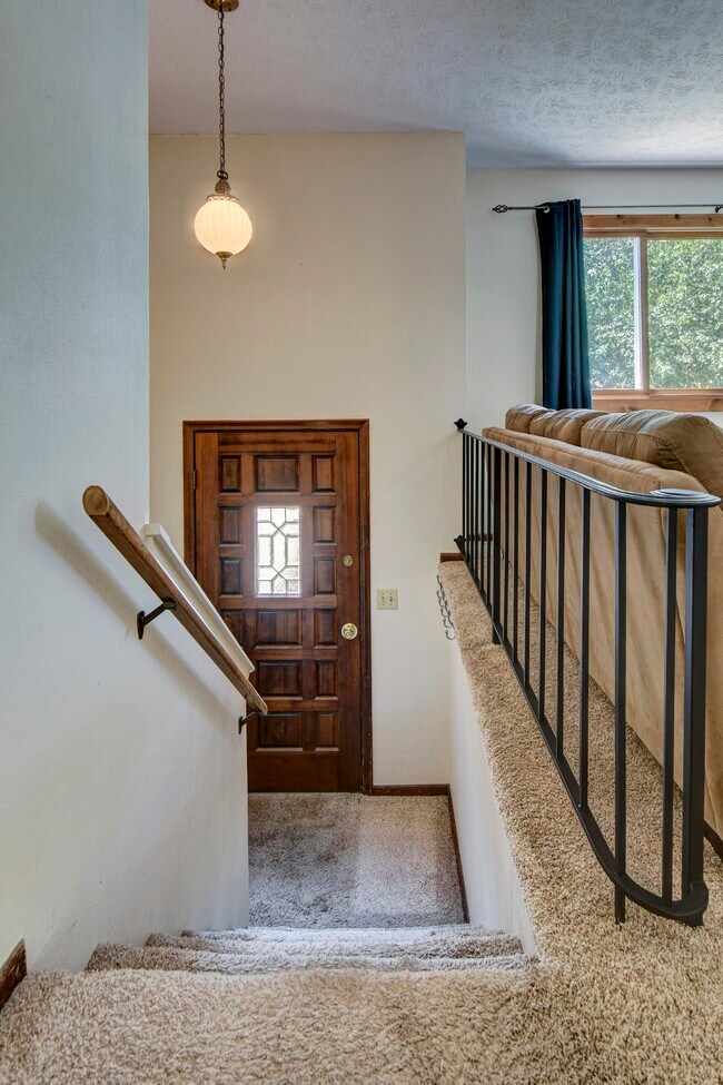 Foto del edificio - 13522 Birchwood Ave